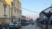 PROMENA REŽIMA SAOBRAĆAJA U CENTRU VRANJA: Zatvorena Ulica Cara Dušana PROMENA REŽIMA SAOBRAĆAJA U CENTRU VRANJA: Zatvorena Ulica Cara Dušana
