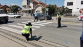 ПОВРЕЂЕНЕ ДЕВОЈЧИЦЕ: Саобраћајна несрећа у Крушевцу - ауто однео два детета (ФОТО) ПОВРЕЂЕНЕ ДЕВОЈЧИЦЕ: Саобраћајна несрећа у Крушевцу - ауто однео два детета (ФОТО)