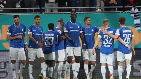 LJILJANI I ŽDREPCI TRAŽE PRVU POBEDU: Novajlija zalutao u Bundesligu, nekadašnji velikan na niskim granama