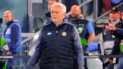 MORINJO BESAN KAO RIS: Krivim ljude iz Fenerbahčea koji su me doveli ovde MORINJO BESAN KAO RIS: Krivim ljude iz Fenerbahčea koji su me doveli ovde