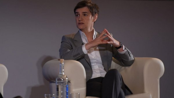 РАЗГОВОР У ЧЕТИРИ ОКА: Брнабићева са потпредседником Екваторијалне Гвинеје РАЗГОВОР У ЧЕТИРИ ОКА: Брнабићева са потпредседником Екваторијалне Гвинеје