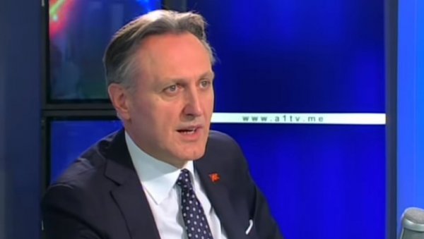 КАЛУЂЕРОВИЋ О СТАВУ СНП: Да не буде и после Кривокапића, Кривокапић КАЛУЂЕРОВИЋ О СТАВУ СНП: Да не буде и после Кривокапића, Кривокапић