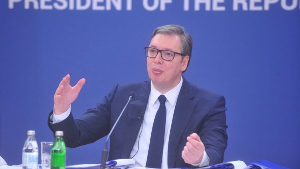 ВУЧИЋ ДАНАС У СЛОВАЧКОЈ: Председник учествује на GLOBSEC 2022 форуму у Братислави ВУЧИЋ ДАНАС У СЛОВАЧКОЈ: Председник учествује на GLOBSEC 2022 форуму у Братислави