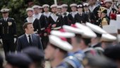 ЗА ЈАЧУ ФРАНЦУСКУ: Емануел Макрон у Јелисејској палати положио заклетву за нови мандат ЗА ЈАЧУ ФРАНЦУСКУ: Емануел Макрон у Јелисејској палати положио заклетву за нови мандат