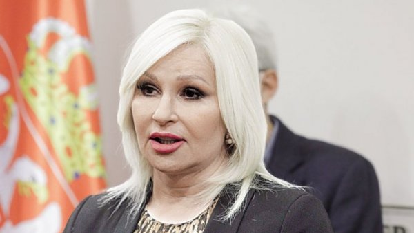 БУКЕТ У СОФИЈИ: Зорана Михајловић БУКЕТ У СОФИЈИ: Зорана Михајловић