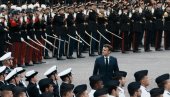 СЕЋАЊЕ НА ДЕЛА РУСА И УКРАЈИНЦА: У Паризу традиционално обележен Дан победе у Другом рату СЕЋАЊЕ НА ДЕЛА РУСА И УКРАЈИНЦА: У Паризу традиционално обележен Дан победе у Другом рату