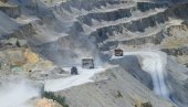 СТРАНИ КАПИТАЛ ДРЖИ ПРИВРЕДУ: Инвеститори из иностранства радо улажу у рударство, трговину, услуге...