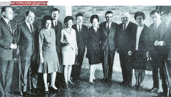 ИСТОРИЈСКИ ДОДАТАК - ЛАЖНА ПОЛИТИЧКА И НАЦИОНАЛНА СИМЕТРИЈА: Ескалација спорова око језика и покретање партијског механизма 1967. године ИСТОРИЈСКИ ДОДАТАК - ЛАЖНА ПОЛИТИЧКА И НАЦИОНАЛНА СИМЕТРИЈА: Ескалација спорова око језика и покретање партијског механизма 1967. године