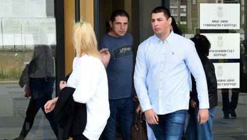 IBRAHIMOVIĆU POTVRĐENA PRESUDA: Ide deset godina u zatvor zbog ubistva prijatelja IBRAHIMOVIĆU POTVRĐENA PRESUDA: Ide deset godina u zatvor zbog ubistva prijatelja