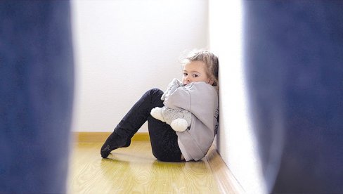 ОБЉУБИО И СНИМАО ДЕТЕ МЛАЂЕ ОД 14 ГОДИНА: Подигнута оптужница против мушкарца ОБЉУБИО И СНИМАО ДЕТЕ МЛАЂЕ ОД 14 ГОДИНА: Подигнута оптужница против мушкарца
