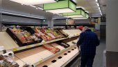 УМЕСТО ФЛАШИРАНЕ ВОДЕ ЧЕСМОВАЧА: Немци мењају животне навике због скока цена УМЕСТО ФЛАШИРАНЕ ВОДЕ ЧЕСМОВАЧА: Немци мењају животне навике због скока цена
