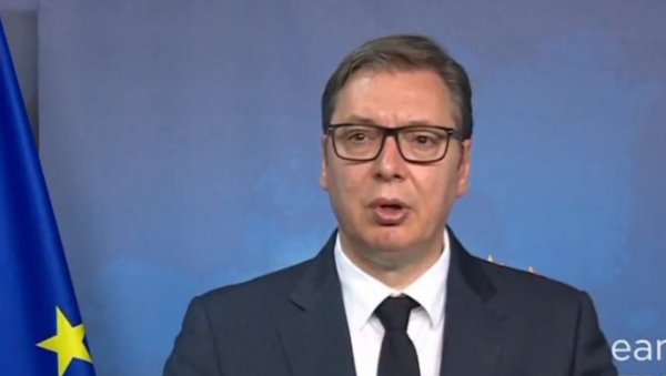 ШТО НАМ ПЕРСИРАТЕ! Вучић послао јасну поруку на питање о новим притисцима из ЕУ - Одлуке доносимо у складу са интересима Србије! (ВИДЕО) ШТО НАМ ПЕРСИРАТЕ! Вучић послао јасну поруку на питање о новим притисцима из ЕУ - Одлуке доносимо у складу са интересима Србије! (ВИДЕО)