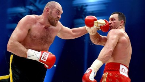 ПОВРАТАК ЈЕДНОГ ОД НАЈВЕЋИХ! Тајсон Фјури се враћа из пензије