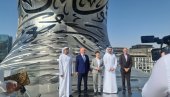 СА ПРЕМИЈЕРКОМ У МУЗЕЈУ БУДУЋНОСТИ: Ана Брнабић у Дубаију добила посебан поклон СА ПРЕМИЈЕРКОМ У МУЗЕЈУ БУДУЋНОСТИ: Ана Брнабић у Дубаију добила посебан поклон