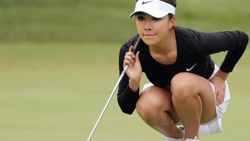 TAJGER VUDS DA JOJ POZAVIDI: Muni He, kineska profesionalna golferka (FOTO) TAJGER VUDS DA JOJ POZAVIDI: Muni He, kineska profesionalna golferka (FOTO)