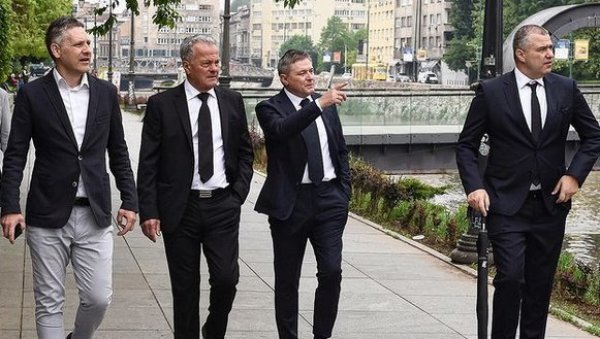 ШЕФЕ, ХВАЛА ТИ ЗА СВЕ: Пикси се опростио од Ивице Осима, улица у Београду носиће његово име (ФОТО) ШЕФЕ, ХВАЛА ТИ ЗА СВЕ: Пикси се опростио од Ивице Осима, улица у Београду носиће његово име (ФОТО)