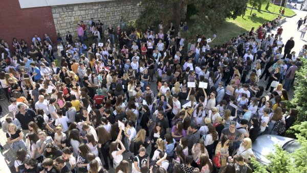 НАЈТРАЖЕНИЈИ ЈАПАНСКИ, КОРЕЈСКИ И НОРВЕШКИ ЈЕЗИК: Пријемни испити за специјализована одељења гимназија и уметничких школа у току НАЈТРАЖЕНИЈИ ЈАПАНСКИ, КОРЕЈСКИ И НОРВЕШКИ ЈЕЗИК: Пријемни испити за специјализована одељења гимназија и уметничких школа у току