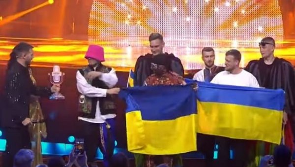 СЛУЦКИ: Евровизија“ је инструмент промовисања двоструких европских стандарда, победу није омело ни кршење правила СЛУЦКИ: Евровизија“ је инструмент промовисања двоструких европских стандарда, победу није омело ни кршење правила