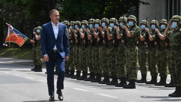 МИНИСТАР СТЕФАНОВИЋ: Радомир Путник нам оставио одлучност и неустрашивост МИНИСТАР СТЕФАНОВИЋ: Радомир Путник нам оставио одлучност и неустрашивост