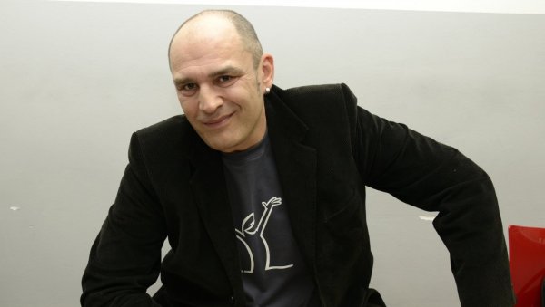 ЛУДО ЈЕ ВОЛЕО ДРАГАНУ КАТИЋ: Преминули музичар је овако причао о вези са познатом водитељком ЛУДО ЈЕ ВОЛЕО ДРАГАНУ КАТИЋ: Преминули музичар је овако причао о вези са познатом водитељком