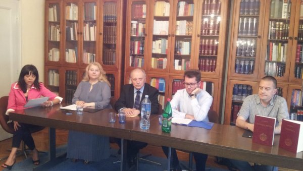 МУКЕ СА ПРОКЛЕТОМ АВЛИЈОМ: Пред читаоцима двa нова наслова критичког издања дела нобеловца Иве Андрића МУКЕ СА ПРОКЛЕТОМ АВЛИЈОМ: Пред читаоцима двa нова наслова критичког издања дела нобеловца Иве Андрића