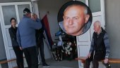 УБИО ИМ ОЦА, ПА НОВАЦ ДИЗАО ЊЕГОВОМ КАРТИЦОМ? Исповест ћерки Радула Топличанина, закопаног код Хоргоша