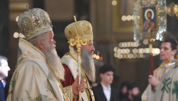 ЗАЈЕДНИЧКА ЛИТУРГИЈА: Патријарх Порфирије и архиепископ Стефан служе у Скопљу 24. маја ЗАЈЕДНИЧКА ЛИТУРГИЈА: Патријарх Порфирије и архиепископ Стефан служе у Скопљу 24. маја