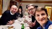 PRIJATELJSTVO I POŠTOVANJE: Vučić i Brnabić na večeri sa Šarlom Mišelom (FOTO) PRIJATELJSTVO I POŠTOVANJE: Vučić i Brnabić na večeri sa Šarlom Mišelom (FOTO)
