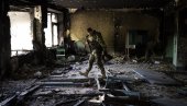 РАТ У УКРАЈИНИ: Војска ДНР елиминисала 23 украјинска војника; Зеленски наложио повлачење из Азовстаља (ВИДЕО) РАТ У УКРАЈИНИ: Војска ДНР елиминисала 23 украјинска војника; Зеленски наложио повлачење из Азовстаља (ВИДЕО)