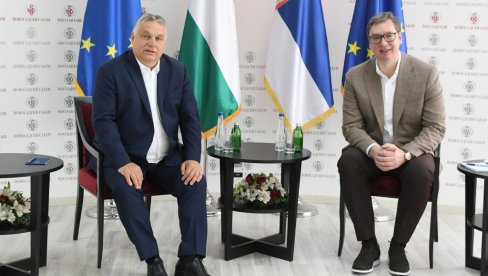 VUČIĆ ZAHVALIO ORBANU: Neka živi prijateljstvo između Srbije i Mađarske (VIDEO) VUČIĆ ZAHVALIO ORBANU: Neka živi prijateljstvo između Srbije i Mađarske (VIDEO)