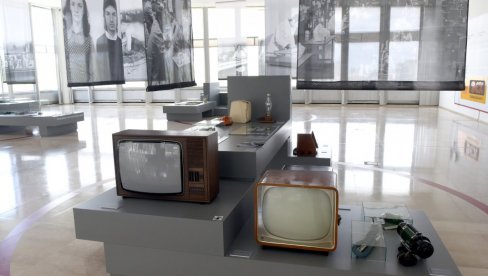 OMAŽ RADNICIMA I BIVŠIM GIGANTIMA: Izložbu Muzeja nauke i tehnike i Muzeja Jugoslavije IKOM Srbija nedavno proglasio projektom godine (FOTO) OMAŽ RADNICIMA I BIVŠIM GIGANTIMA: Izložbu Muzeja nauke i tehnike i Muzeja Jugoslavije IKOM Srbija nedavno proglasio projektom godine (FOTO)
