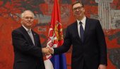 ВУЧИЋ СУТРА СА КРИСТОФЕРОМ ХИЛОМ: Председник Србије ће разговарати са америчким амбасадором