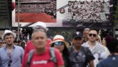 ЧУДО НА РОЛАН ГАРОСУ: Ништа од одбране трона, десила се сензација у Паризу ЧУДО НА РОЛАН ГАРОСУ: Ништа од одбране трона, десила се сензација у Паризу