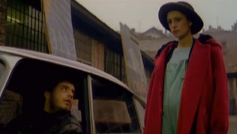 MARINA IZ ANĐELA: U braku sa glumcem, imaju troje dece MARINA IZ ANĐELA: U braku sa glumcem, imaju troje dece