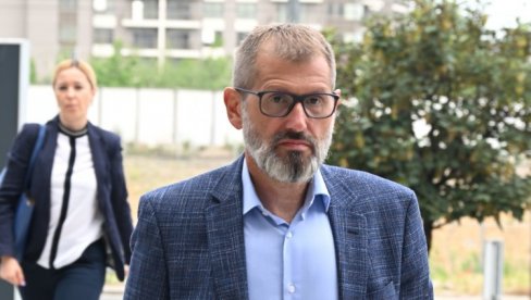 REBIĆ SVEDOČIO U SLUČAJU PAPIĆ: Mislio sam da je obezbeđenje Stefanovića REBIĆ SVEDOČIO U SLUČAJU PAPIĆ: Mislio sam da je obezbeđenje Stefanovića
