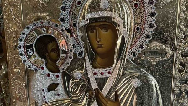 ЧУДО НА НАКСОСУ: Византијска Богородица пронађена у Грчкој ЧУДО НА НАКСОСУ: Византијска Богородица пронађена у Грчкој