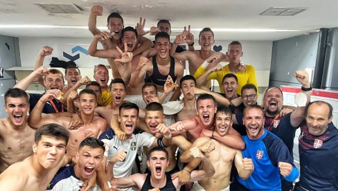 SRPSKI ORLIĆI U ČETVRTFINALU EVROPSKOG PRVENSTVA! Kadetska reprezentacija napravila najveći uspeh u poslednjih 20 godina SRPSKI ORLIĆI U ČETVRTFINALU EVROPSKOG PRVENSTVA! Kadetska reprezentacija napravila najveći uspeh u poslednjih 20 godina