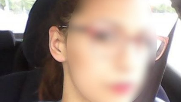СУПРУГ ЈОЈ ПУЦАО У ГЛАВУ ДОК ЈЕ СПАВАЛА: Уместо доживотне, изречена му ова казна СУПРУГ ЈОЈ ПУЦАО У ГЛАВУ ДОК ЈЕ СПАВАЛА: Уместо доживотне, изречена му ова казна