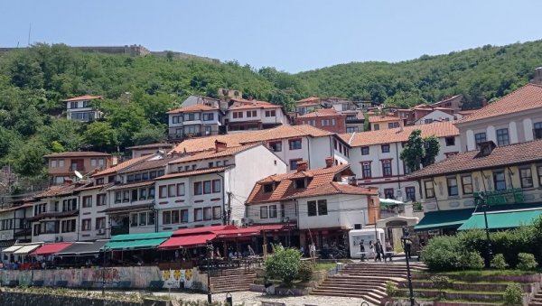 КАНЦЕЛАРИЈА ЗА КИМ ОСУДИЛА НАПАД У ПРИЗРЕНУ: Нема већег греха од напада на људе који проносе хришћанске поруке мира КАНЦЕЛАРИЈА ЗА КИМ ОСУДИЛА НАПАД У ПРИЗРЕНУ: Нема већег греха од напада на људе који проносе хришћанске поруке мира
