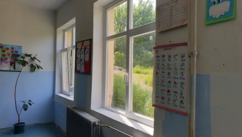 VAŽNO OBAVEŠTENJE ZA STANOVNIKE 22 SELA: Poljanica bez struje dva dana VAŽNO OBAVEŠTENJE ZA STANOVNIKE 22 SELA: Poljanica bez struje dva dana
