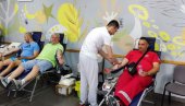 НОВА АКЦИЈА ЦРВЕНОГ КРСТА У СОМБОРУ: Хумани људи дали 39 јединица крви НОВА АКЦИЈА ЦРВЕНОГ КРСТА У СОМБОРУ: Хумани људи дали 39 јединица крви