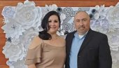 ПОТРЕСНО: Супруг учитељице убијене у пуцњави у школи преминуо два дана након ње ПОТРЕСНО: Супруг учитељице убијене у пуцњави у школи преминуо два дана након ње