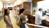 NA RAČUNIMA OD 13.000 DO 90.000 DINARA: Završena isplata za ovu školsku godinu NA RAČUNIMA OD 13.000 DO 90.000 DINARA: Završena isplata za ovu školsku godinu