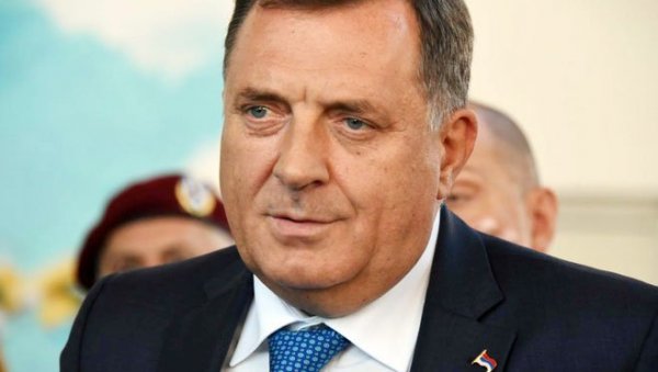 ДОДИК ОБАВЕСТИО УН: БиХ није иза иницијативе о Сребреници, него Алкалајева НВО ДОДИК ОБАВЕСТИО УН: БиХ није иза иницијативе о Сребреници, него Алкалајева НВО