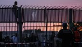 КО ЈЕ КРИВ ЗА СКАНДАЛ ПРЕД ФИНАЛЕ ЛШ: Енглези оптужују Французе, а они се перу (ФОТО) КО ЈЕ КРИВ ЗА СКАНДАЛ ПРЕД ФИНАЛЕ ЛШ: Енглези оптужују Французе, а они се перу (ФОТО)
