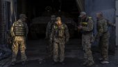 УКРАЈИНАЦ ТУКАО ПО СВОЈИМА: Члан украјинског Генералштаба пуцао у Кијеву, истрага у току УКРАЈИНАЦ ТУКАО ПО СВОЈИМА: Члан украјинског Генералштаба пуцао у Кијеву, истрага у току