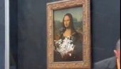 INCIDENT U LUVRU: Nepoznati muškarac zamazao Mona Lizu tortom (VIDEO) INCIDENT U LUVRU: Nepoznati muškarac zamazao Mona Lizu tortom (VIDEO)