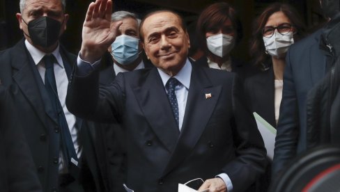 HVALA NA SVEMU, PREDSEDNIČE: Milan se oprostio od Silvija Berluskonija HVALA NA SVEMU, PREDSEDNIČE: Milan se oprostio od Silvija Berluskonija