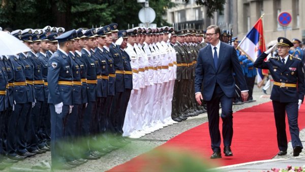ВУЧИЋУ ЧЕСТИТАО ПРЕМИЈЕР ХОЛАНДИЈЕ: Радујем се даљем јачању наших одличних билатералних односа ВУЧИЋУ ЧЕСТИТАО ПРЕМИЈЕР ХОЛАНДИЈЕ: Радујем се даљем јачању наших одличних билатералних односа