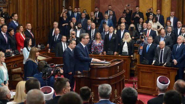 ПРЕДСЕДНИЦА СЛОВАЧКЕ ЧЕСТИТАЛА ВУЧИЋУ: Желим Вам добро здравље, много енергије и државничке разборитости ПРЕДСЕДНИЦА СЛОВАЧКЕ ЧЕСТИТАЛА ВУЧИЋУ: Желим Вам добро здравље, много енергије и државничке разборитости